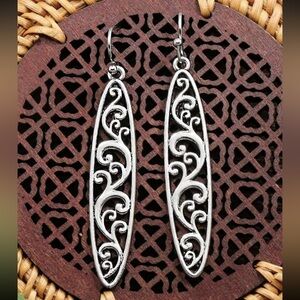 Vintage Style Antique Silver Geometric Hollow Out Drop Earrings